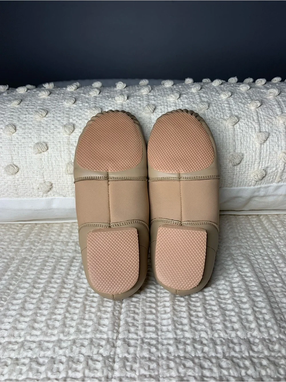 Slip-On Kids Leather Jazz shoes in Taupe
